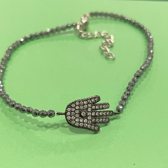 Bracelets - Picture 5 of 6